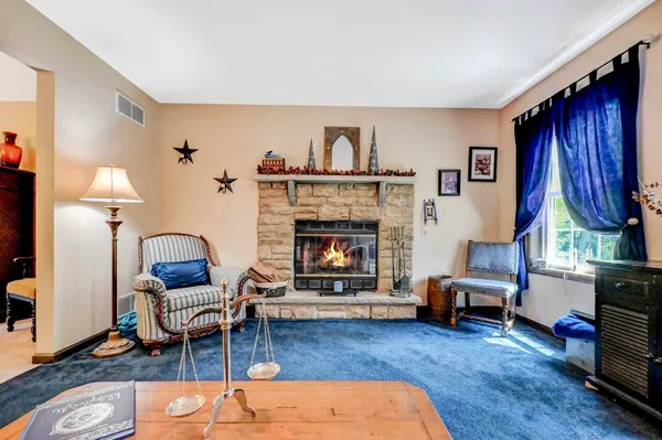 $434,900 | 128 Embill Drive, Blakeslee, PA 18610
