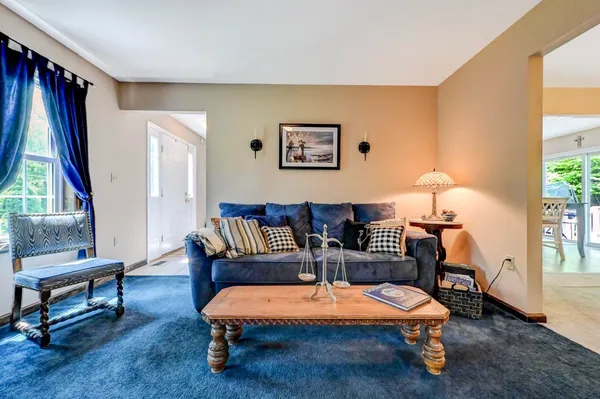 $434,900 | 128 Embill Drive, Blakeslee, PA 18610