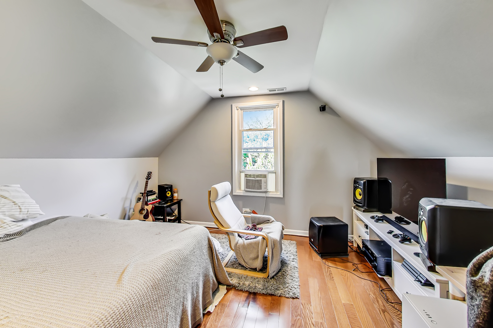 3611 West George Street Chicago, IL 60618 - Photo 38 of 54