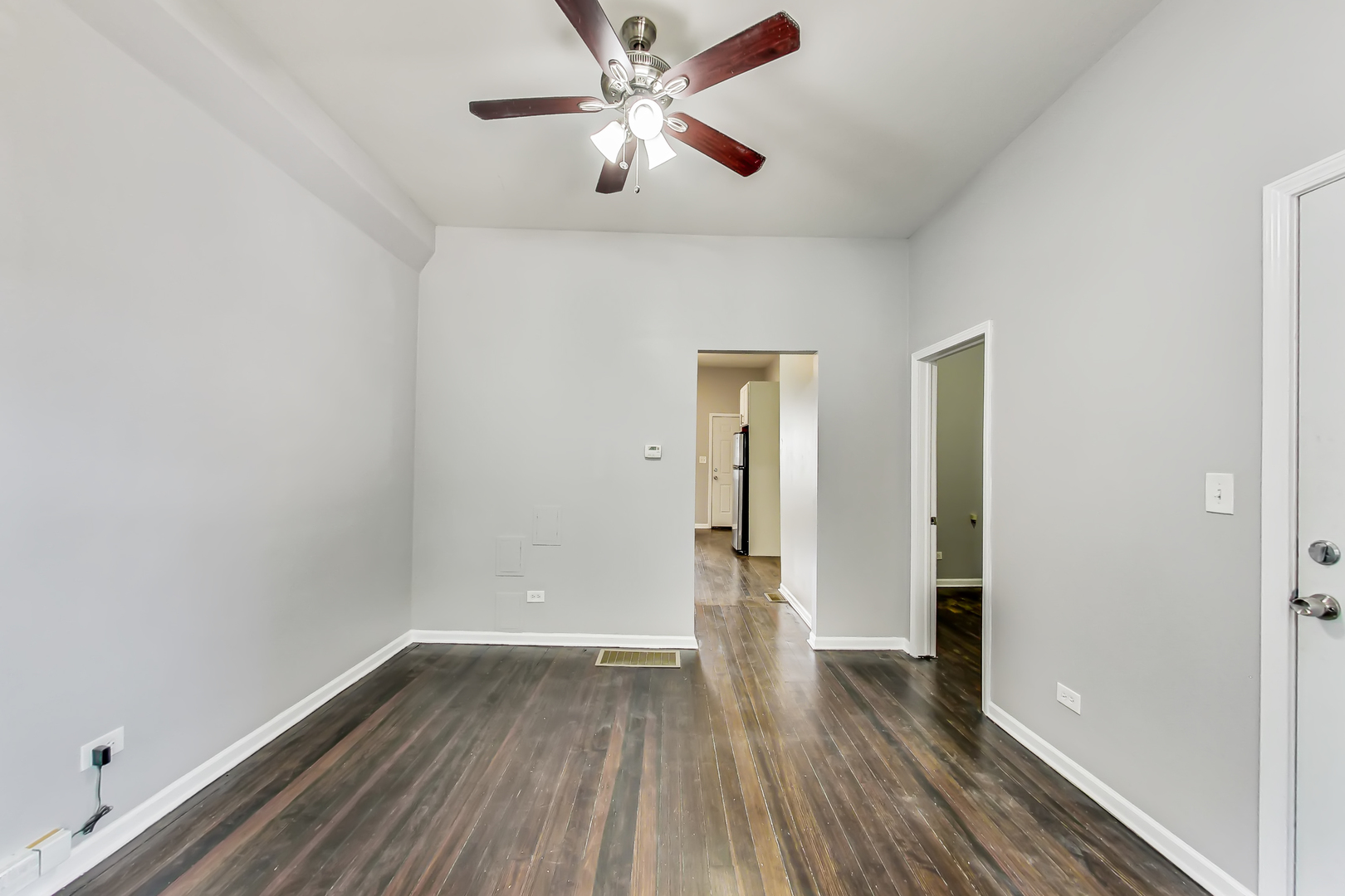3611 West George Street Chicago, IL 60618 - Photo 8 of 54