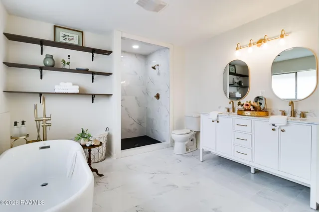 $340,000 | 310 Elmwood Drive, Lafayette, LA 70503