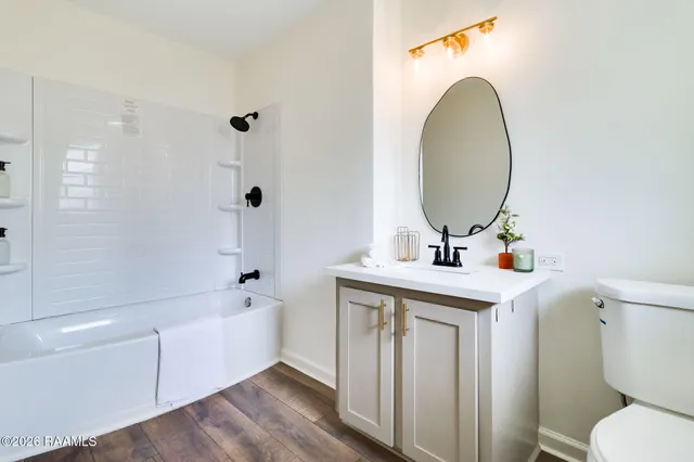 $340,000 | 310 Elmwood Drive, Lafayette, LA 70503