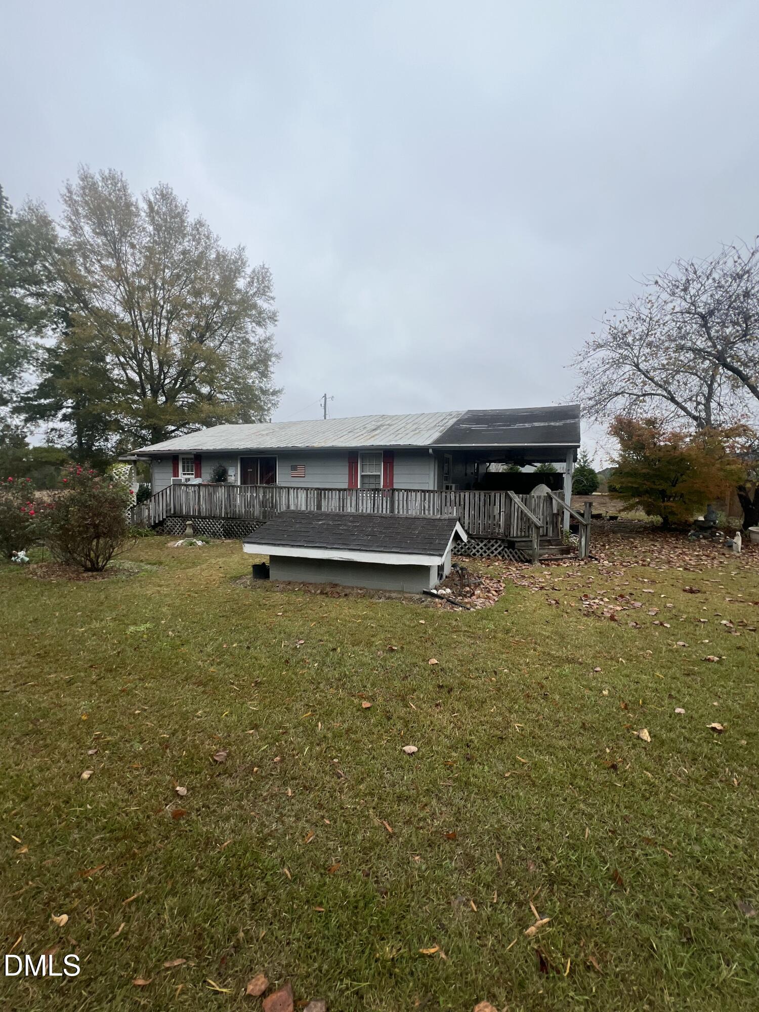 4688 Christian Light Road Fuquay-Varina, NC 27526 - Photo 3 of 23 38FB0DAF-7362-4DD8-B1BA-5942D9FD1244