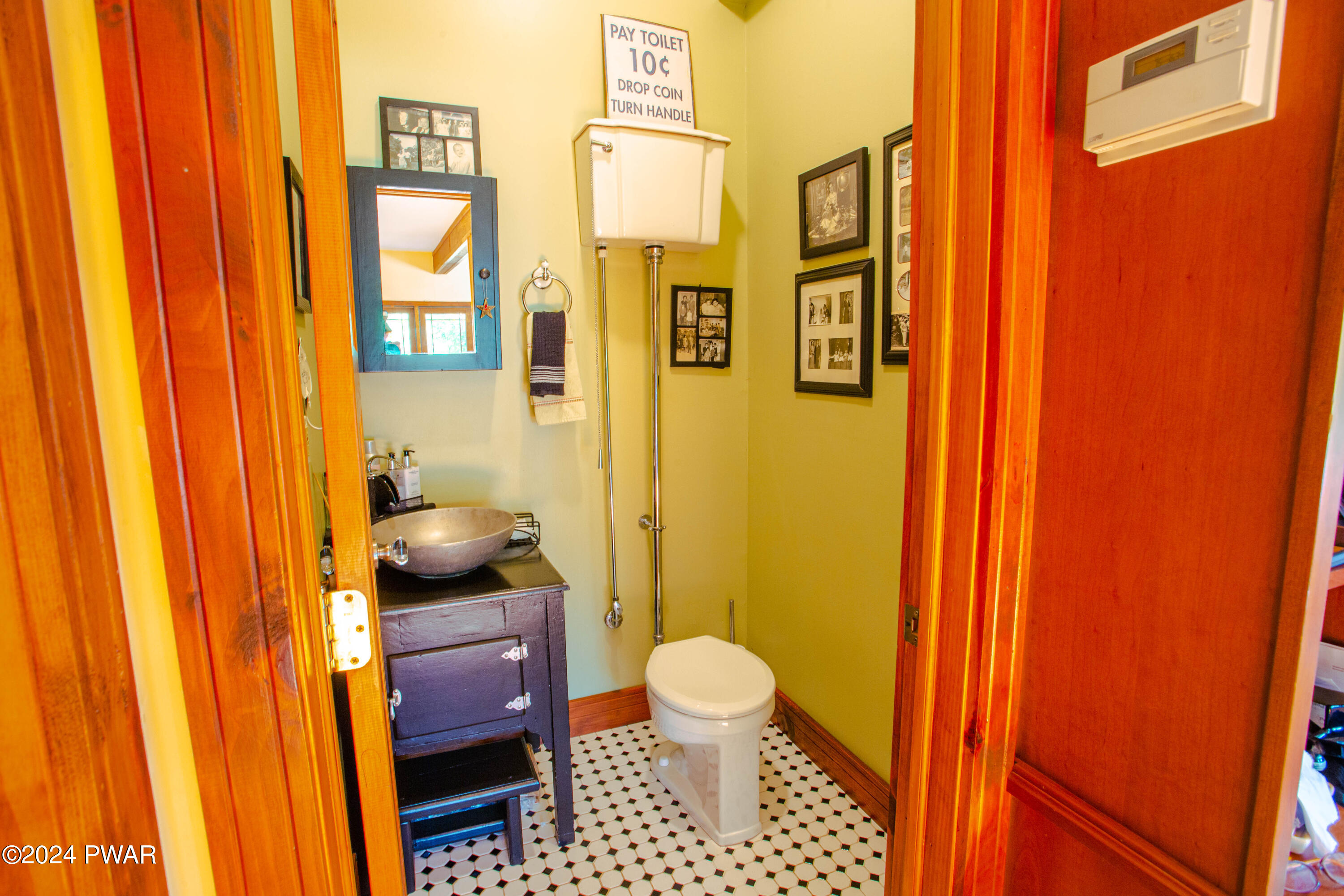 332 Gumbletown Road Paupack, PA 18451 - Photo 18 of 36 A23A7713-HDR