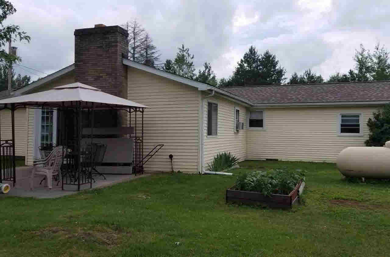 9154 North Nichols Road Montrose, MI 48457 - Photo 2 of 16 21316191-1.JPG