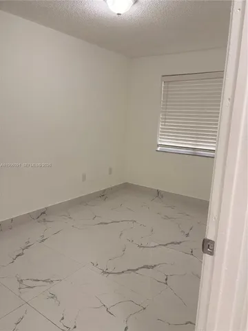 $2,300 | 10805 Southwest 86th Street, Unit 8, Miami, FL 33173