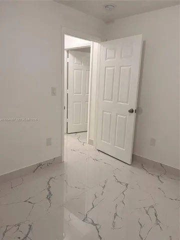 $2,300 | 10805 Southwest 86th Street, Unit 8, Miami, FL 33173