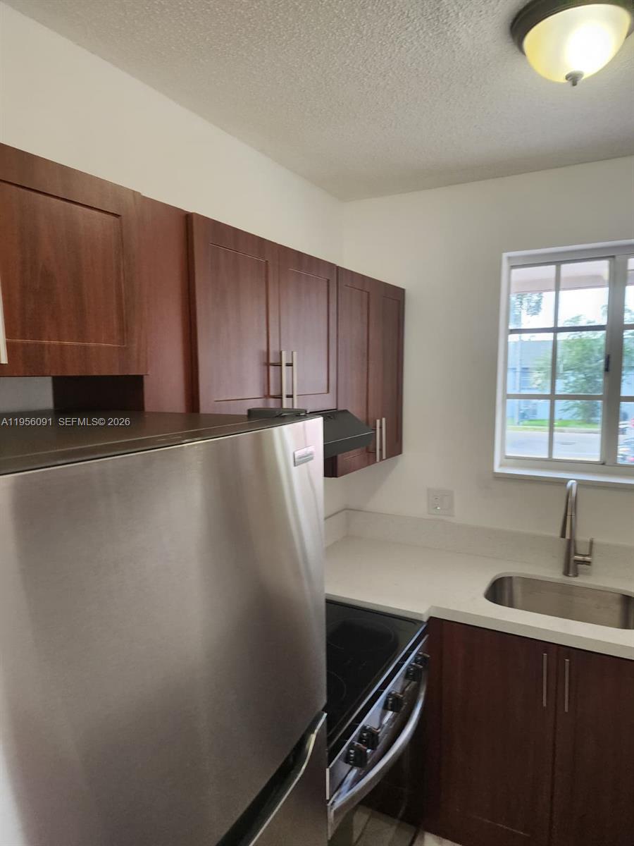10805 Southwest 86th Street, Unit 12 Miami, FL 33173 - Photo 7 of 21