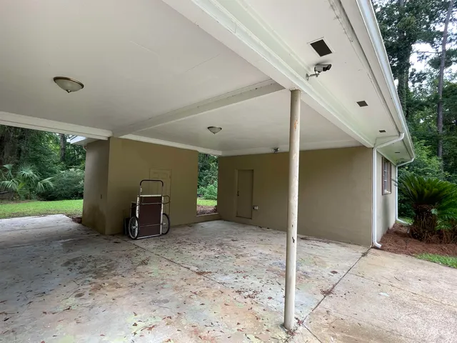 $325,000 | 1734 West King Street, Quincy, FL 32351