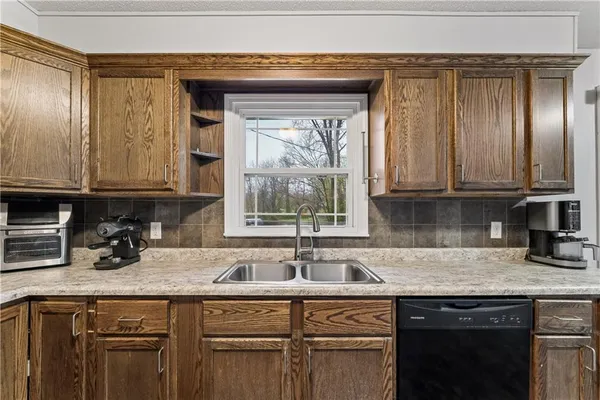 $160,000 | 307 Ridge Street, Sweet Springs, MO 65351