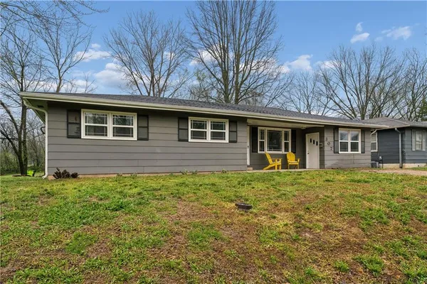 $160,000 | 307 Ridge Street, Sweet Springs, MO 65351