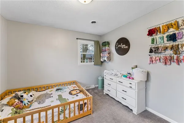 $160,000 | 307 Ridge Street, Sweet Springs, MO 65351