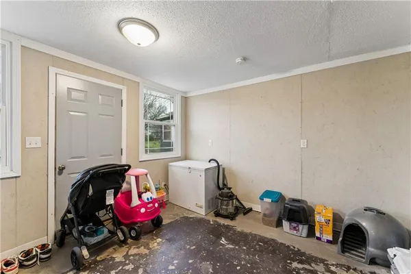 $160,000 | 307 Ridge Street, Sweet Springs, MO 65351