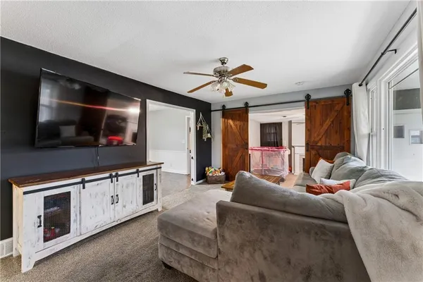 $160,000 | 307 Ridge Street, Sweet Springs, MO 65351