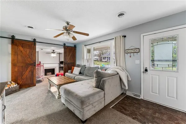 $160,000 | 307 Ridge Street, Sweet Springs, MO 65351