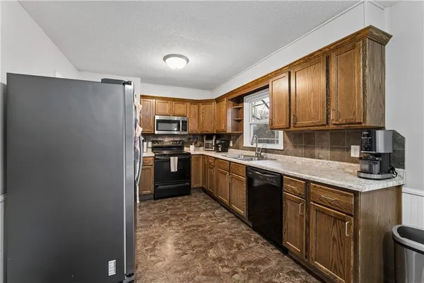 $160,000 | 307 Ridge Street, Sweet Springs, MO 65351