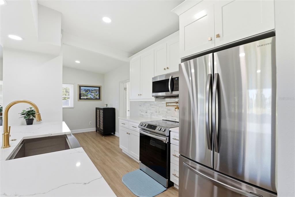 2705 Gulfstream Road Orlando, FL 32805 - Photo 11 of 32