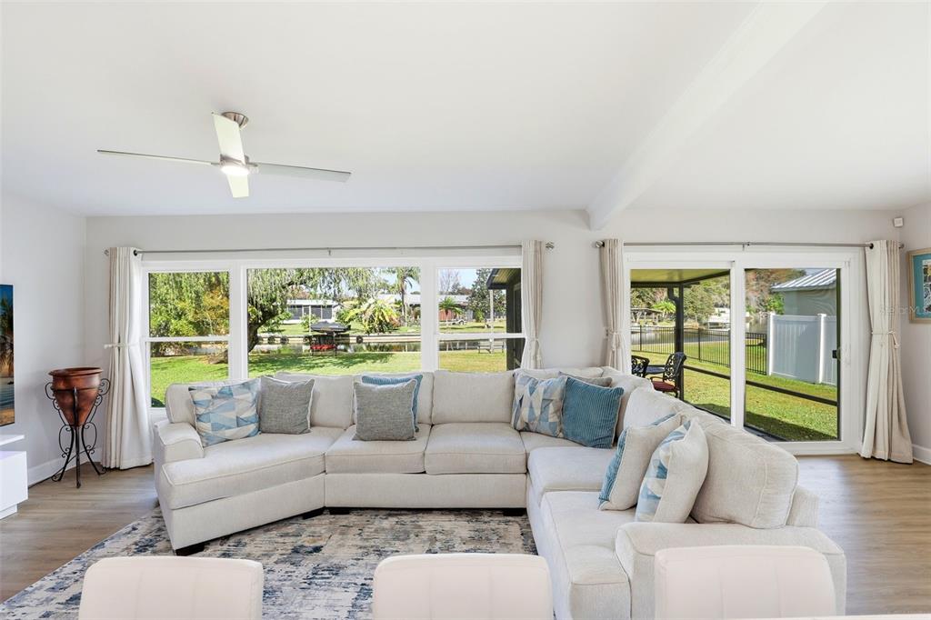 2705 Gulfstream Road Orlando, FL 32805 - Photo 6 of 32