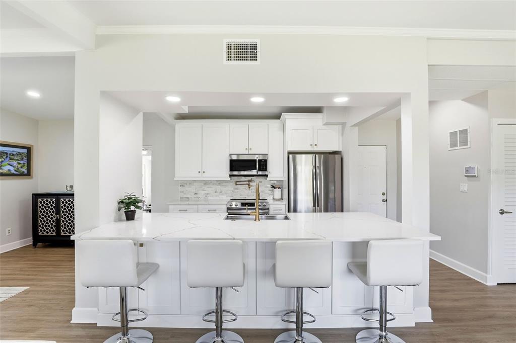 2705 Gulfstream Road Orlando, FL 32805 - Photo 10 of 32