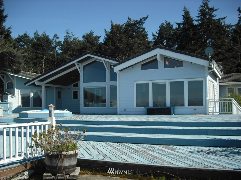 2026 Place Road Port Angeles, WA 98363 - Photo 1 of 15 Gallery Image 1
