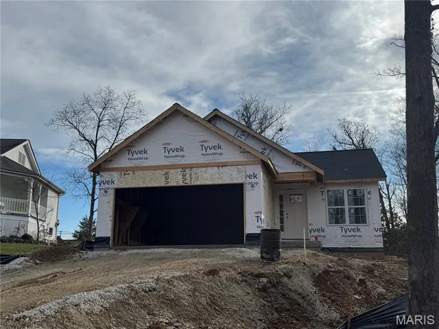 $318,500 | 10424 Walnut Lane, Foristell, MO 63348