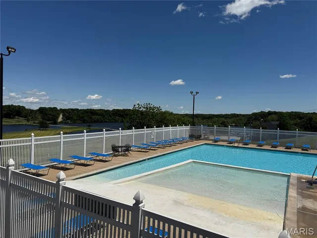 $318,500 | 10424 Walnut Lane, Foristell, MO 63348