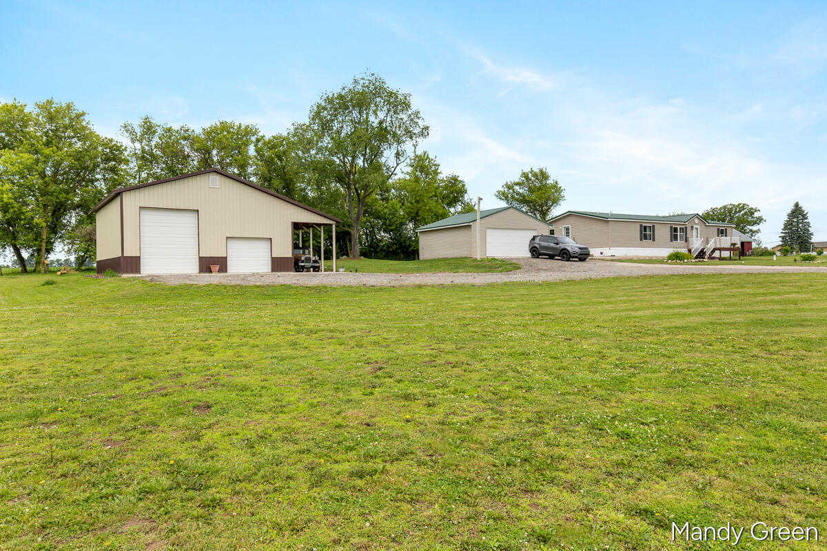 1007 Dildine Road Ionia, MI 48846 - Photo 2 of 37