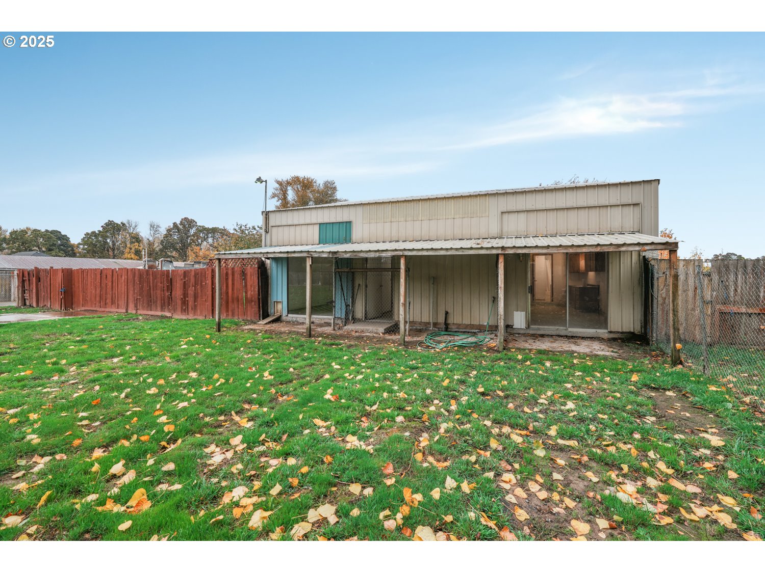 4160 Cordon Road Northeast Salem, OR 97305 - Photo 31 of 43 a front view of a house with garden