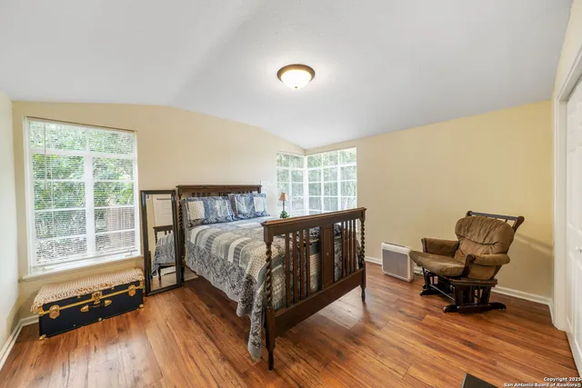 $2,200 | 132 Harriett Drive, San Antonio, TX 78216