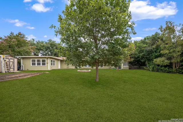 $2,200 | 132 Harriett Drive, San Antonio, TX 78216