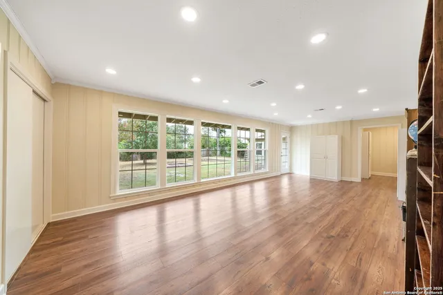 $2,200 | 132 Harriett Drive, San Antonio, TX 78216