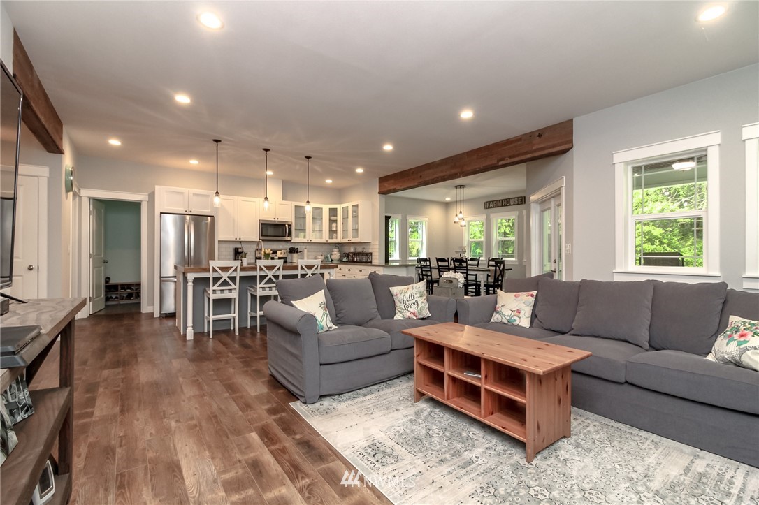 4467 Southeast Nelson Road Olalla, WA 98359 - Photo 8 of 22 Gallery Image 8