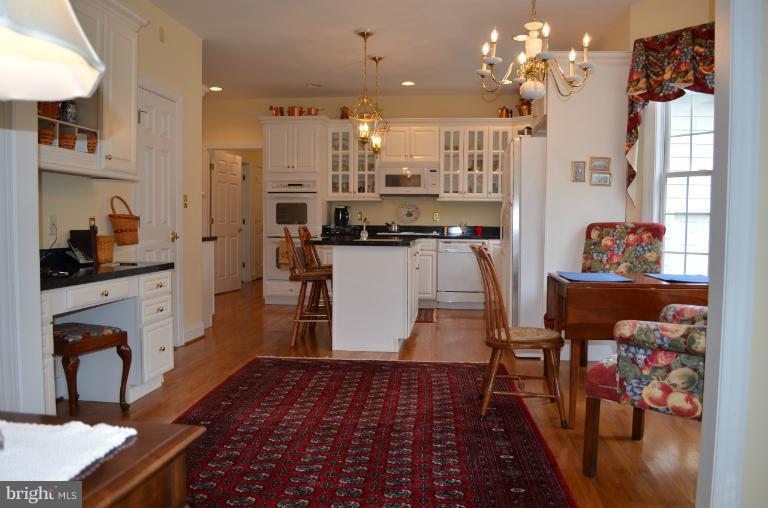 1944 Jones Road Winchester, VA 22602 - Photo 13 of 30 Kitchen