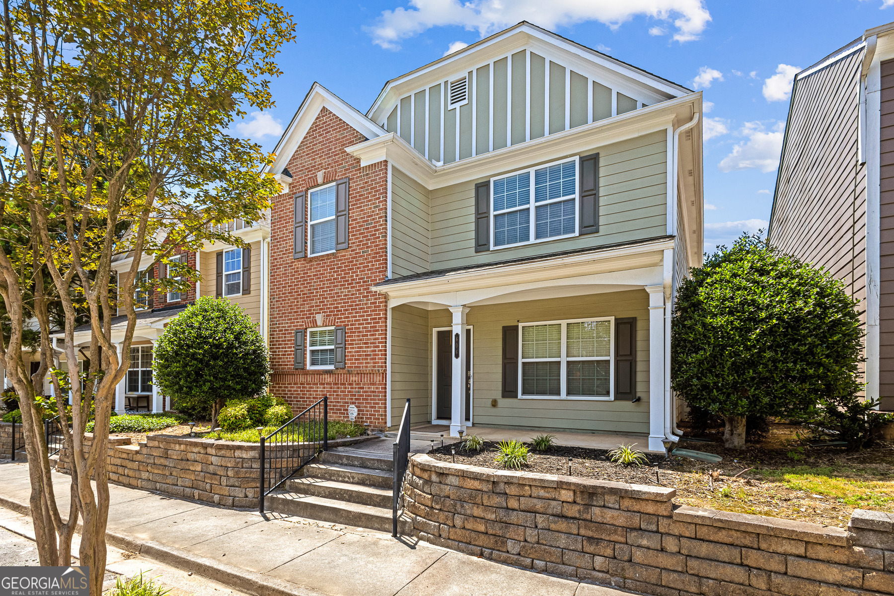 606 Lofty Lane Atlanta, GA 30331 - Photo 1 of 1 a front view of a house with garden