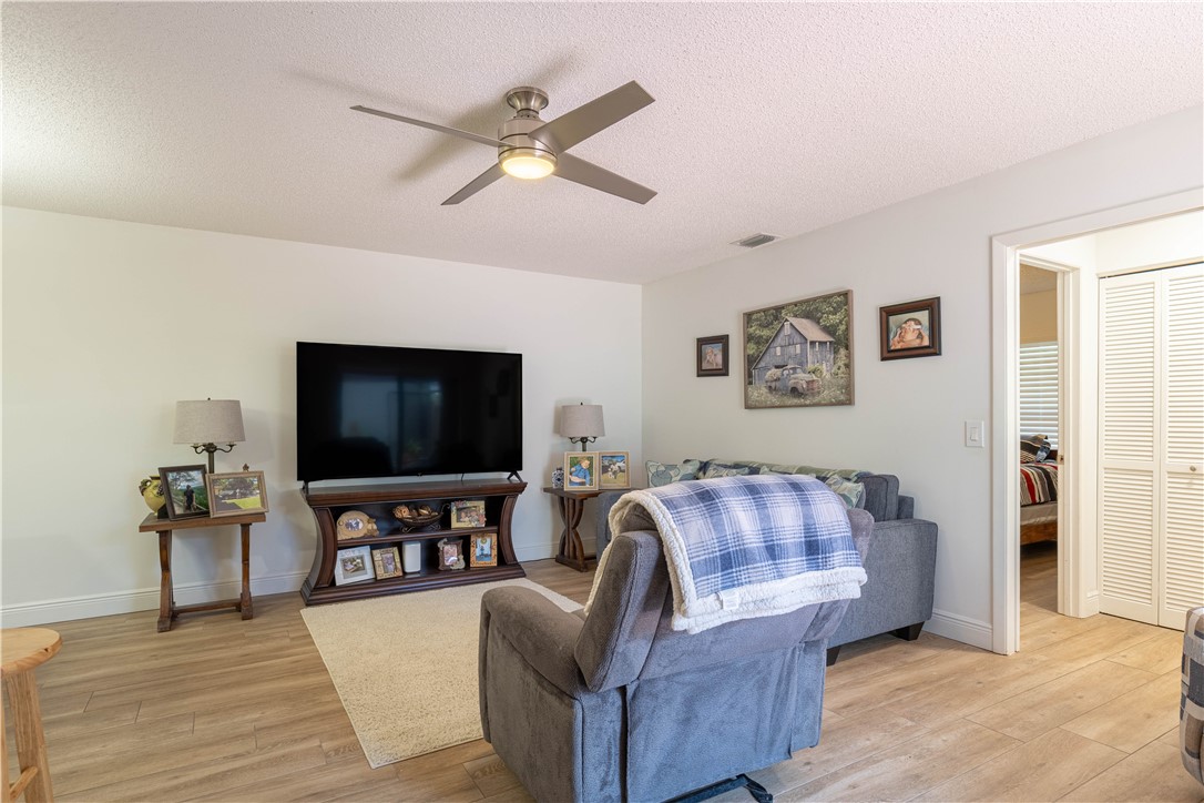 1172 Breezy Way, Unit 5D Sebastian, FL 32958 - Photo 5 of 30