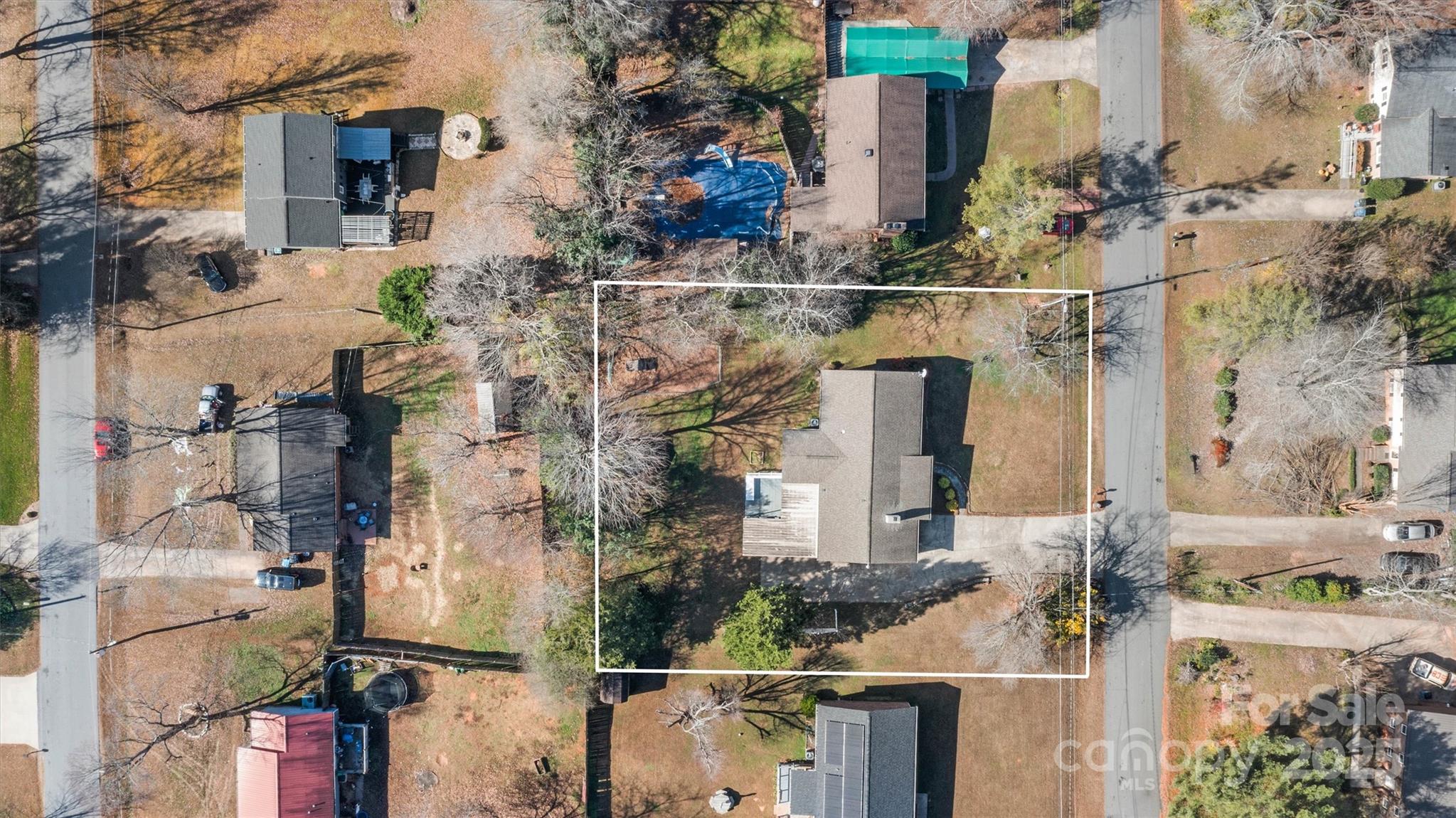 5645 Sandhurst Road Hickory, NC 28602 - Photo 40 of 46 an aerial view of multiple house