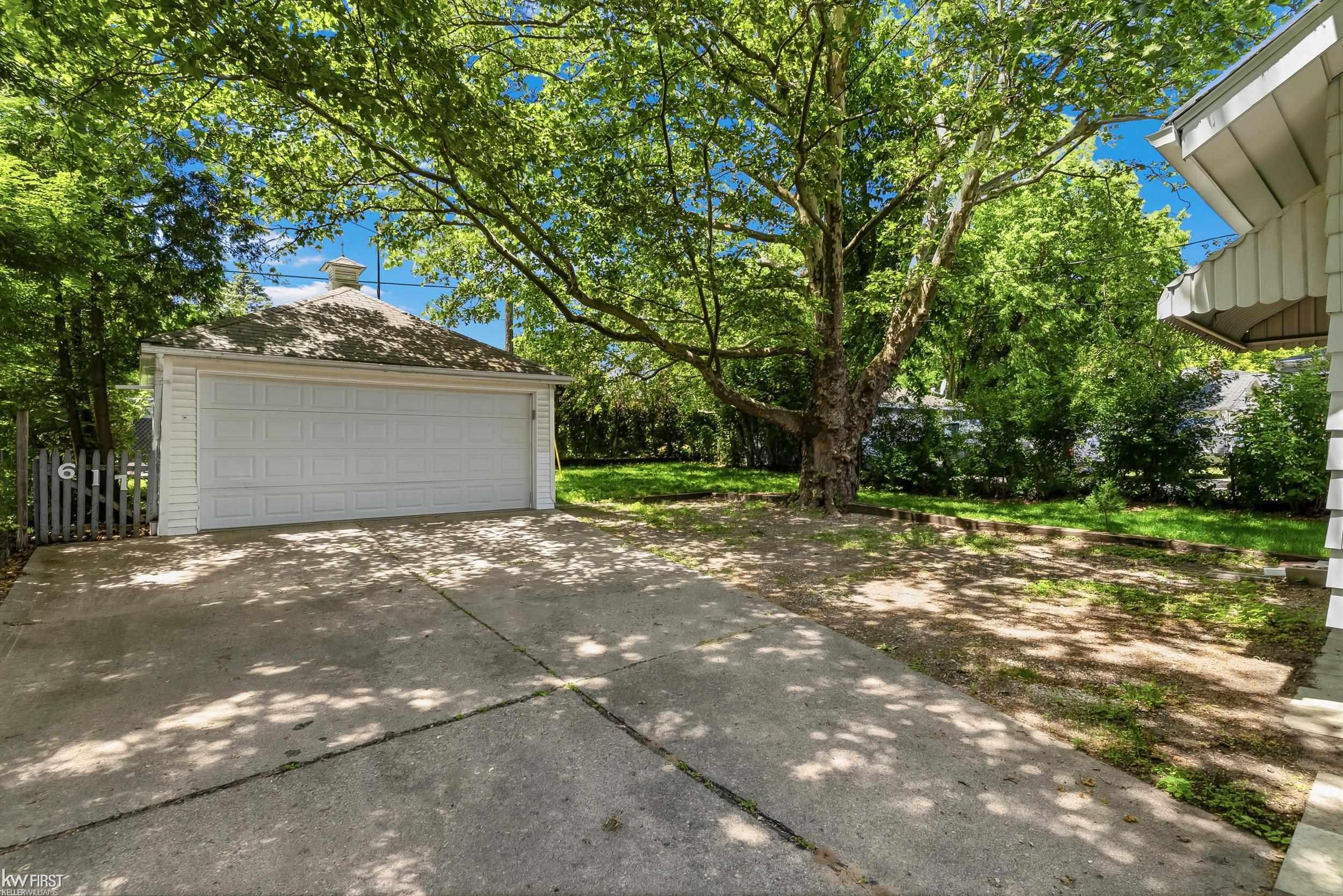 617 Dupont Street Flint, MI 48504 - Photo 39 of 46