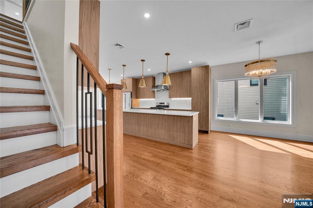 686 Probst Avenue, Unit B Fairview, NJ 07022 - Photo 10 of 28 Gallery Image 10