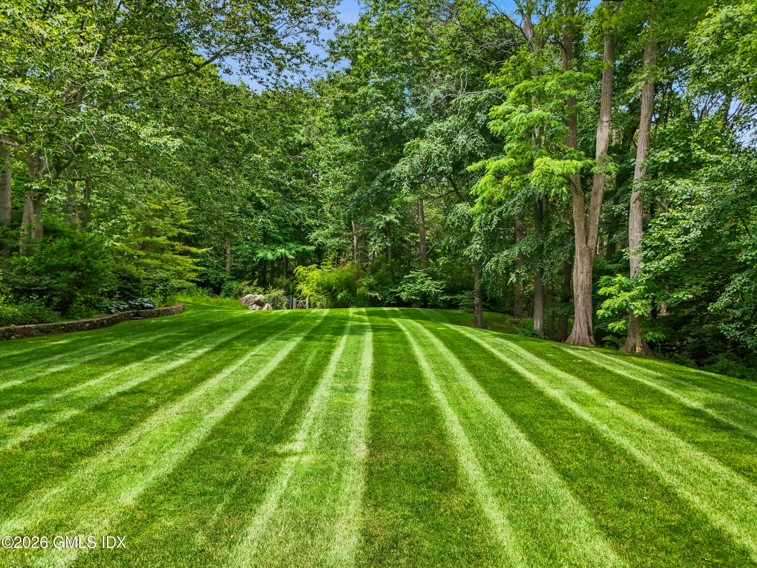 35 Wilshire Road Greenwich, CT 06831 - Photo 29 of 32 Level Lawns
