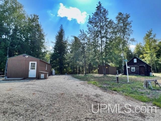 W7765 Valerio Road Niagara, WI 54151 - Photo 9 of 26