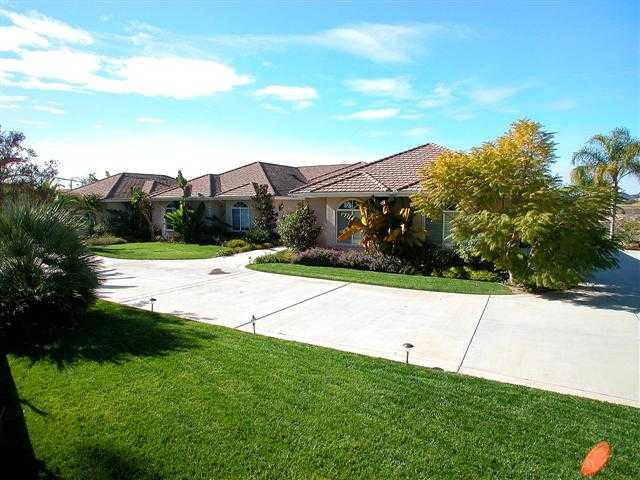 4221 Fallsbrae Road Fallbrook, CA 92028 - Photo 1 of 21