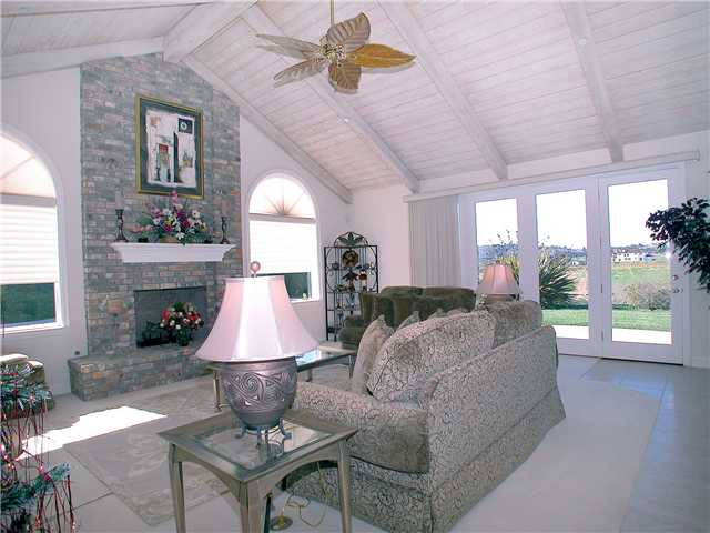 4221 Fallsbrae Road Fallbrook, CA 92028 - Photo 4 of 21