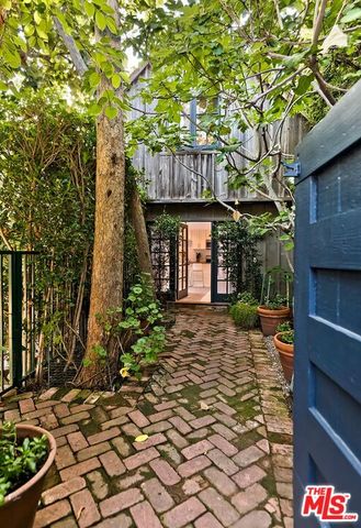 $5,750 | 909 North Orlando Avenue, Los Angeles, CA 90069