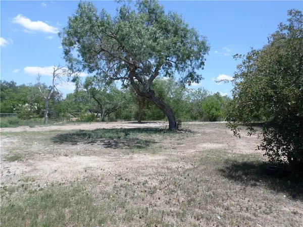 $75,000 | 102 Lake Terrace Drive, Lake City, TX 78368