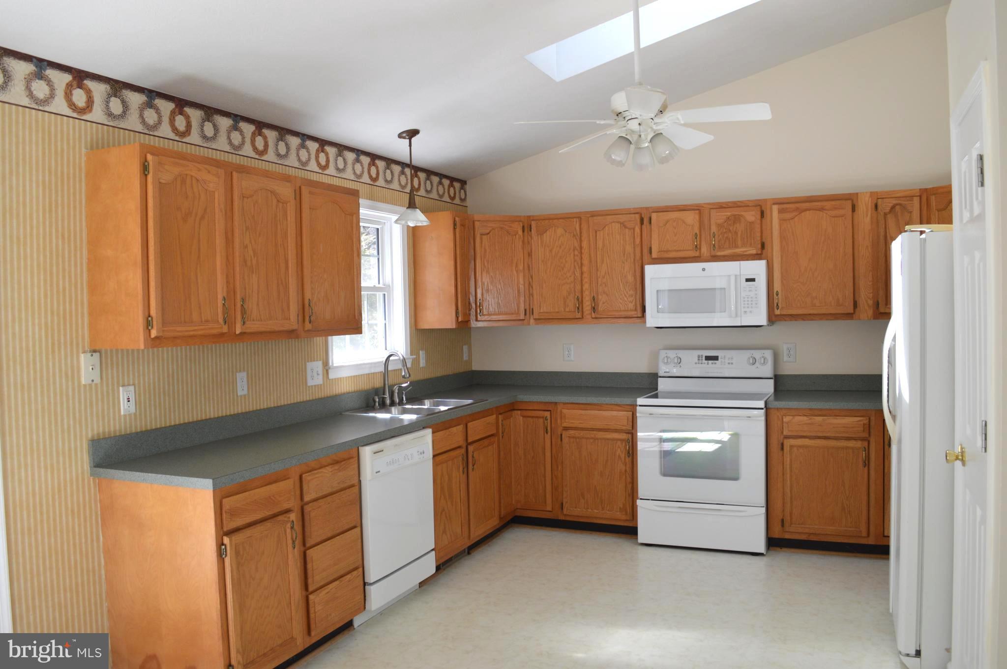 890 Wilderness Road Linden, VA 22642 - Photo 6 of 27 Kitchen