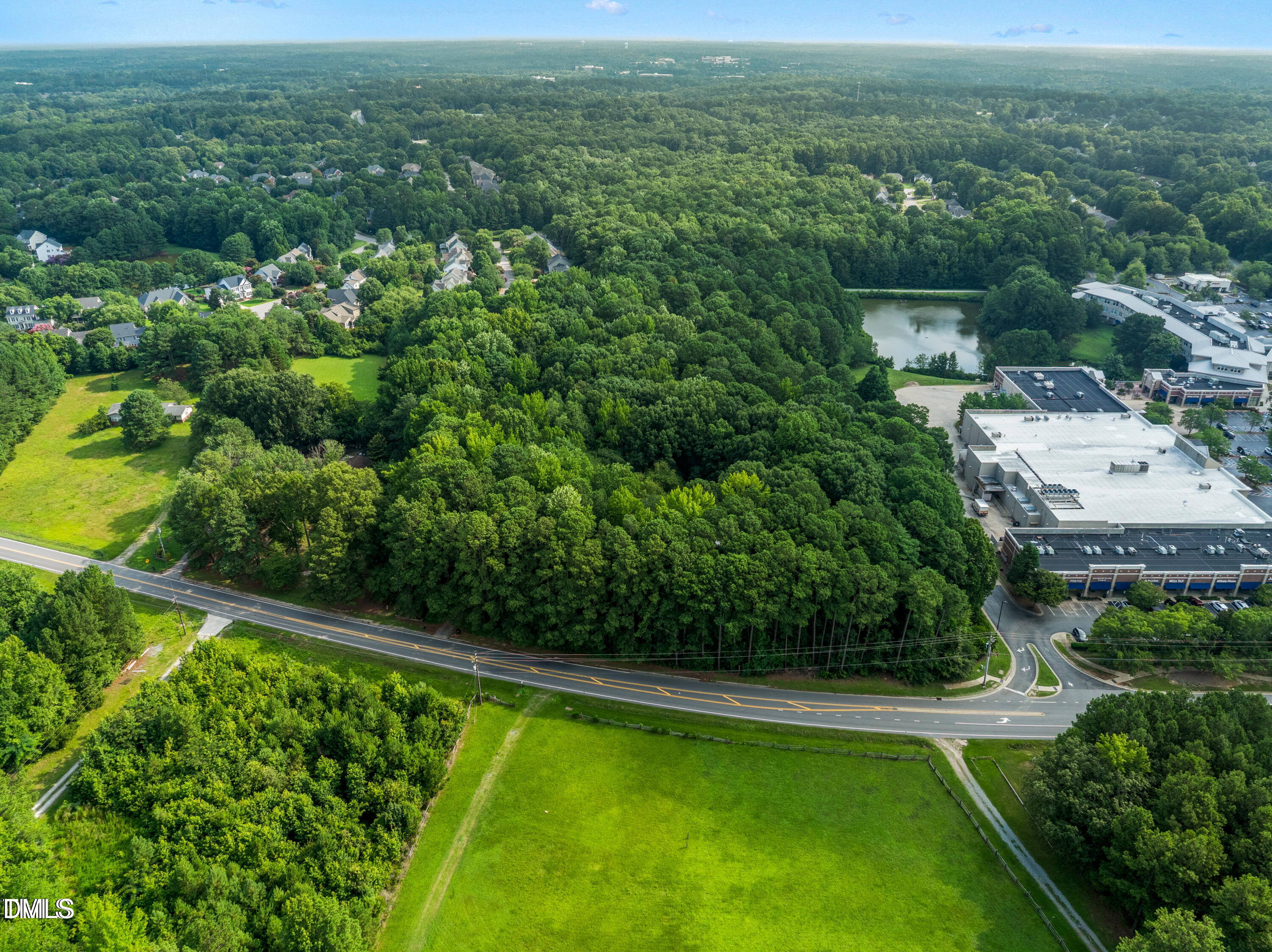 3117 Ten-Ten Road Apex, NC 27539 - Photo 10 of 11 20250717025607152074000000-o