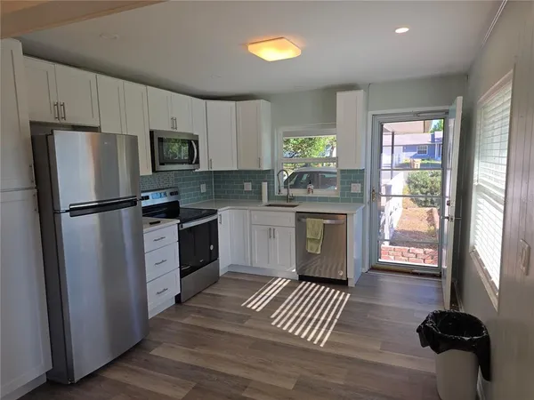 $1,700 | 915 Norman Drive, Mount Dora, FL 32757