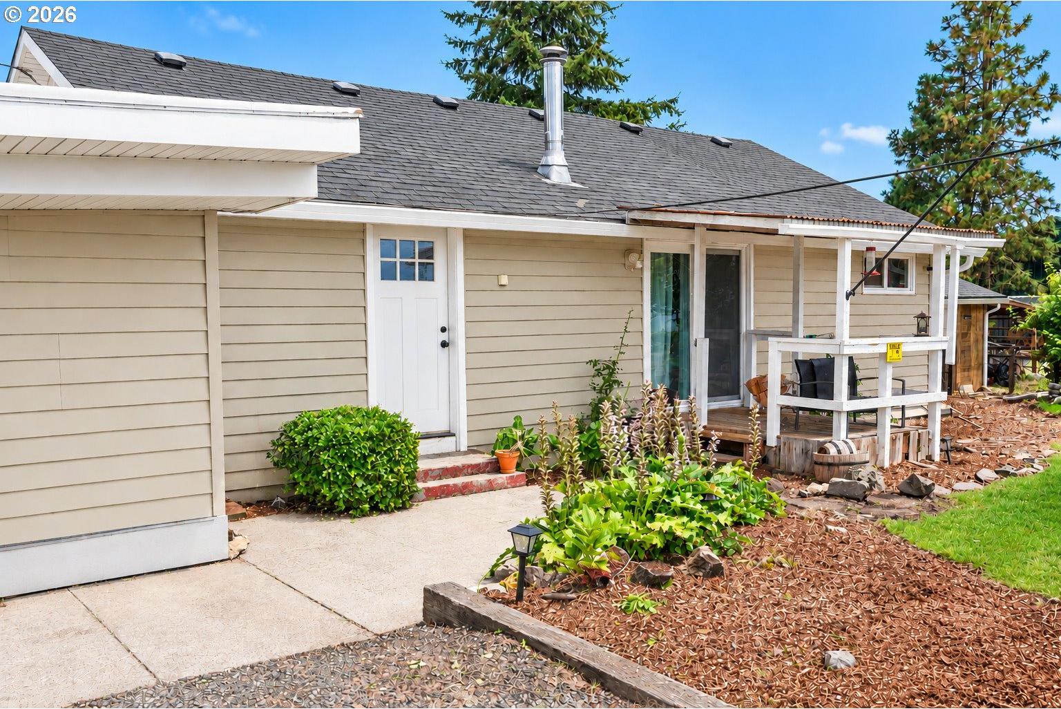 75101 Townsend Road Rainier, OR 97048 - Photo 3 of 31 Gallery Image 3