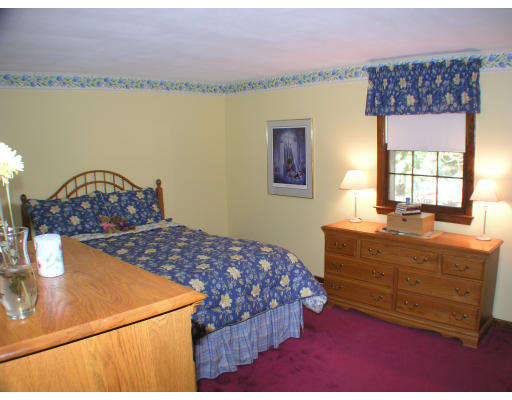 18 Bayberry Road Danvers, MA 01923 - Photo 6 of 14 Gallery Image 6