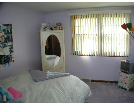 18 Bayberry Road Danvers, MA 01923 - Photo 8 of 14 Gallery Image 8